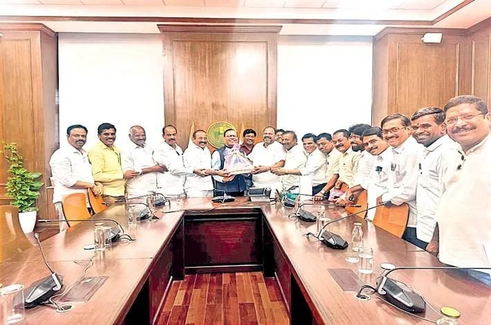 తెలంగాణ ఉద్యోగులకు డీఏ బకాయిలపై కీలక నిర్ణయం.. ₹6,174 కోట్ల చెల్లింపులకు ప్రభుత్వం సిద్ధం